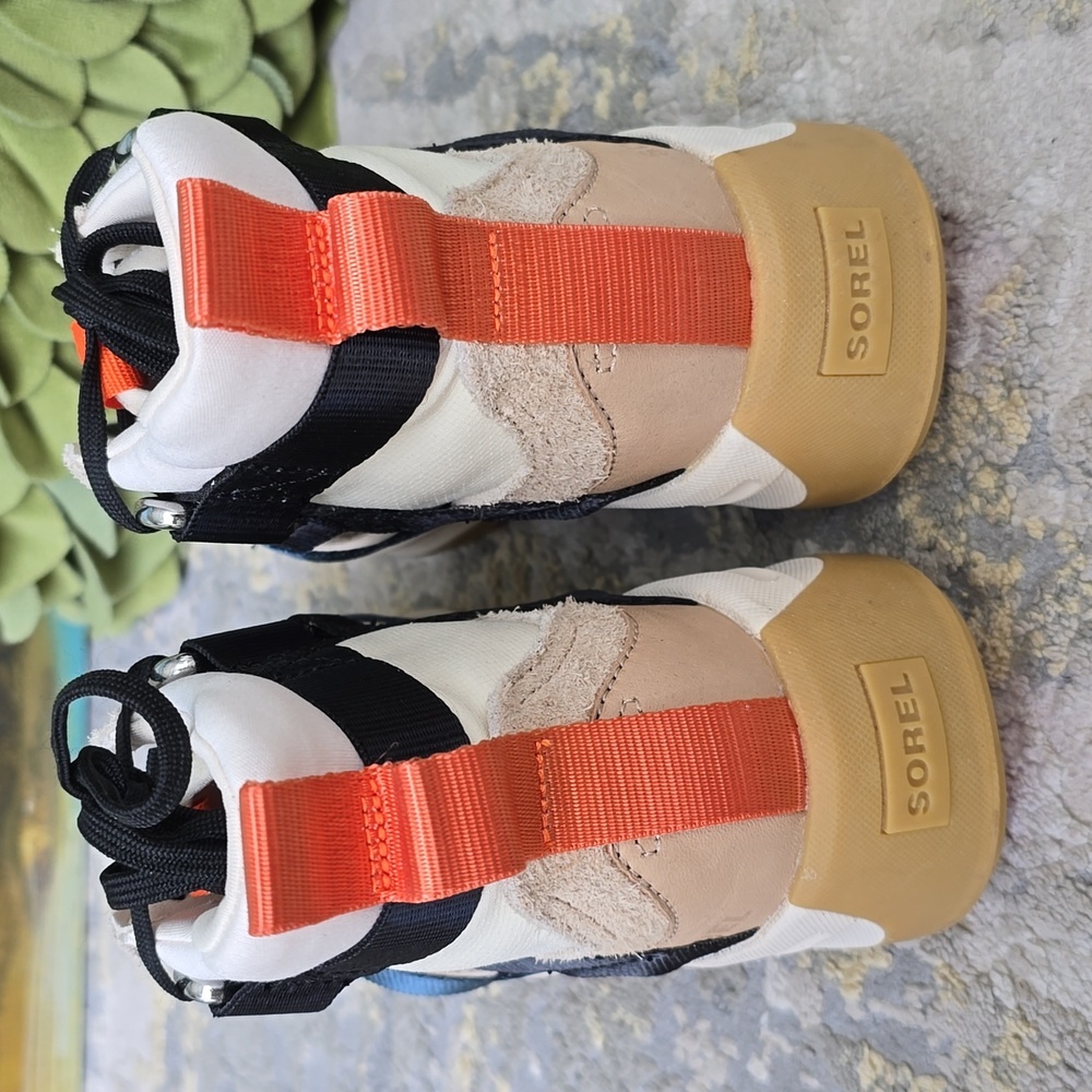 Sorel Women's ONA™ 503 EQ Mid Top Sneakers - Picture 7 of 11
